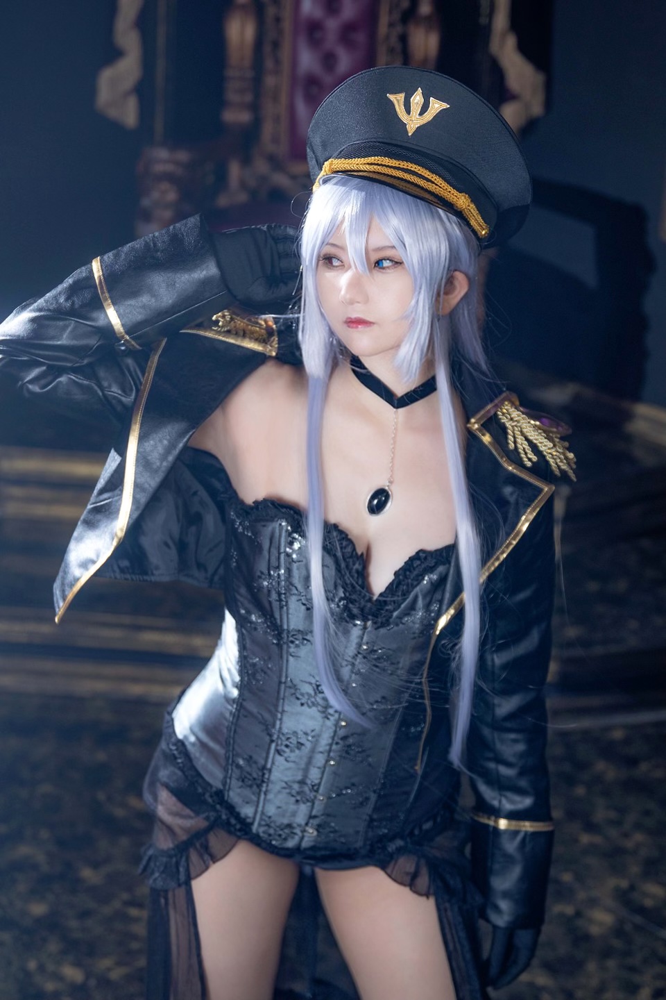 風見りん Bisque doll Queen-erohere34.jpg